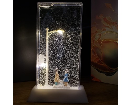 Romantik Sevgililer Tasarımlı Sokak Lambası Kar Küresi