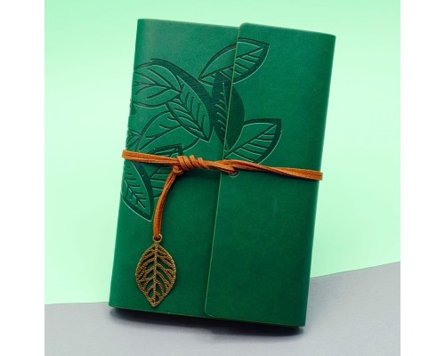 Yeşil Deri Kapaklı Yaprak Desenli Defter