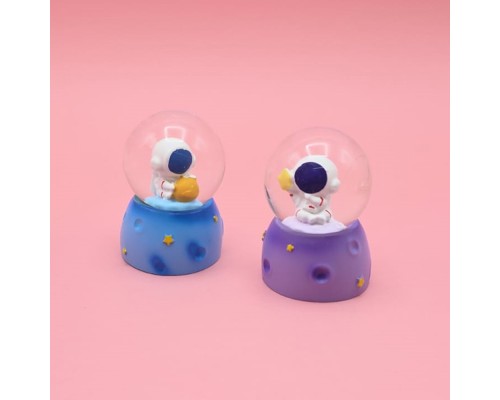 Işıklı Mini Sevimli Astronot Kar Küresi