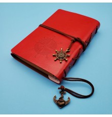 Pusula Tasarımlı Kırmızı Deri Defter